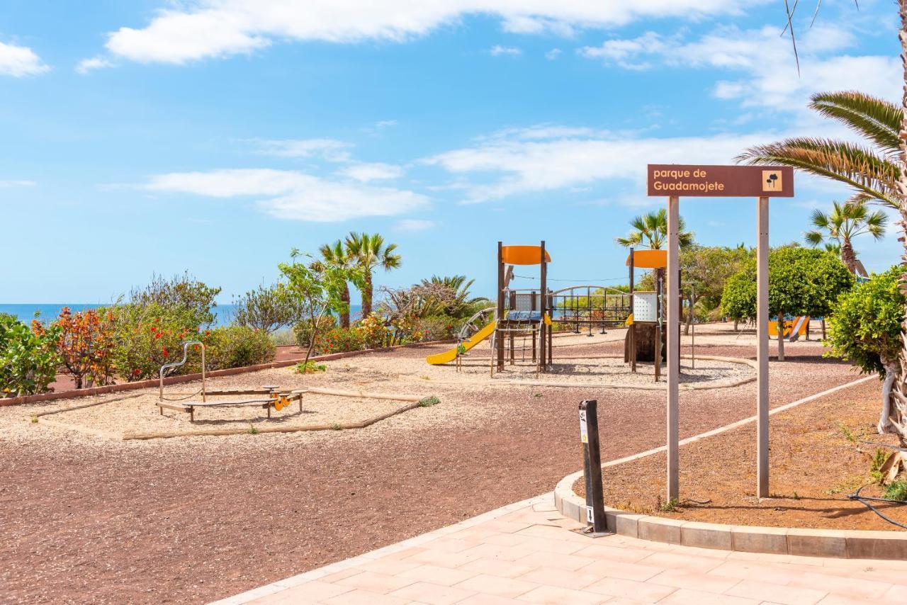 Beach Apartment With Terrace And Private Parking Radazul Zewnętrze zdjęcie